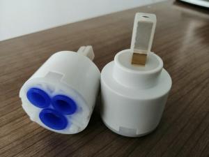 China Brass Lever Faucet Valve Cartridge Replacement For Kitchen 23D Max Opening Angle factory