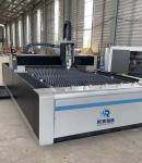 Servo Motor Drive Fiber Laser Cutting Machine 1kW - 12kw Optional
