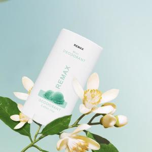 China 75g Oval-shaped and smooth sunscreen stick with odor-fighting properties factory