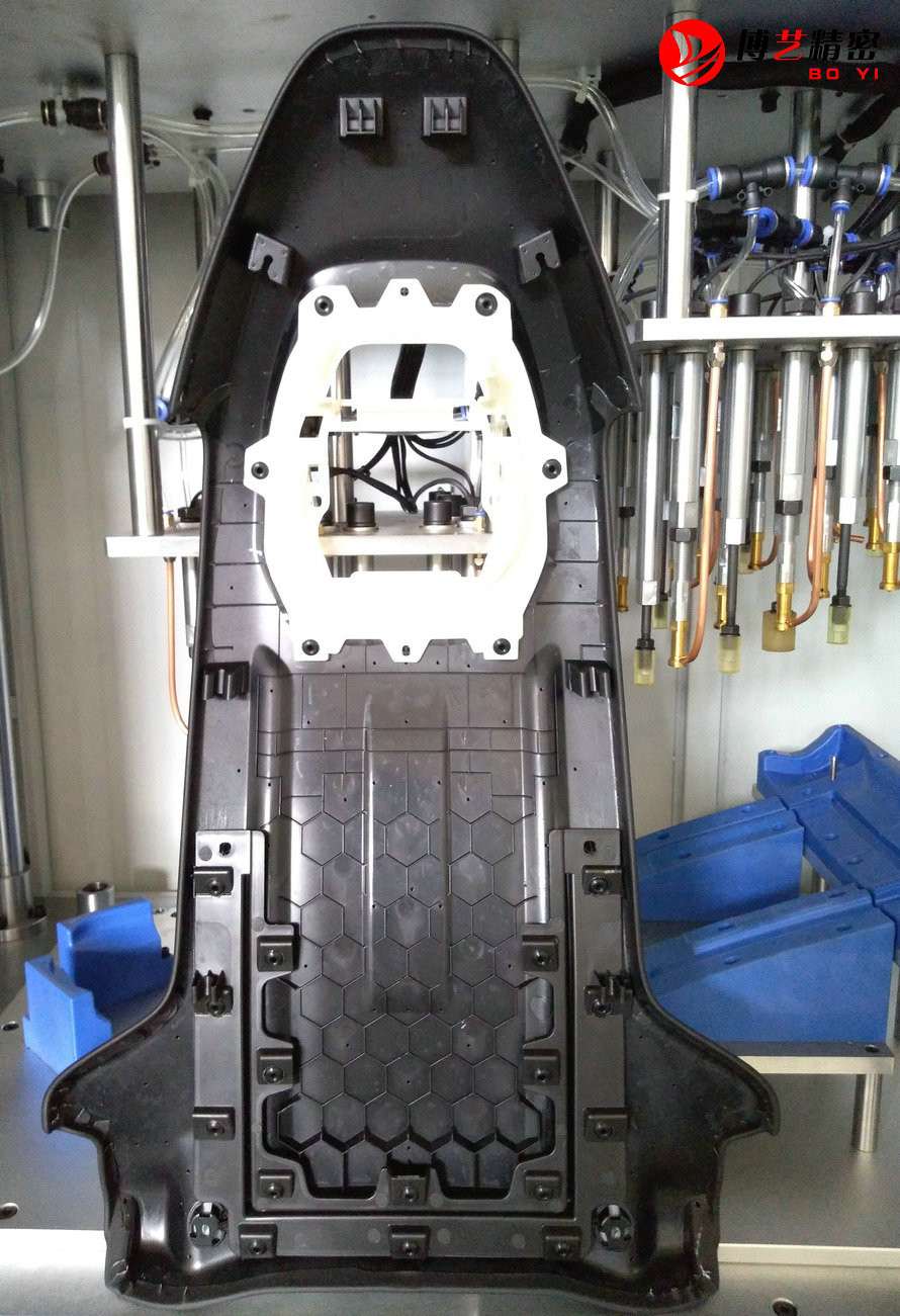 China Wire Ultrasonic Welding Automotive Machine Auto Welding Equipment factory