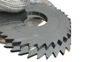 China Finishing And Shine Surface YS2T Tungsten Carbide Cutting Disc factory