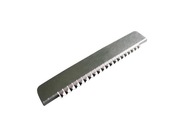 Zig Zag Teeth Serrated Custom Industrial Blades SUS420J2 Material For Packaging