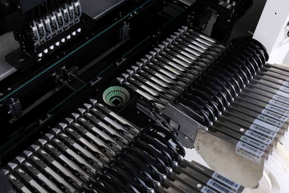 Fully Automatic 8 Heads 16000CPH Surface Mount Pick And Place Machine