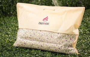 China Lavender Scented Pillow Healthy Sleeping Pillow 100% Cotton Printed Fabric Filled with Lavender and Buckwheat factory