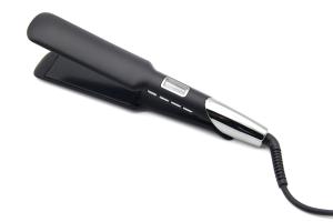 China Fast Heating FCC 300F Ceramic Plate Hair Straightener Home Use factory