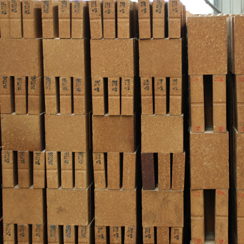 Direct Bond / Semi-Rebonded / Rebonded Magnesia Chrome Bricks For Smelting Copper / Aluminum / Lead / Platinum Superior Durability