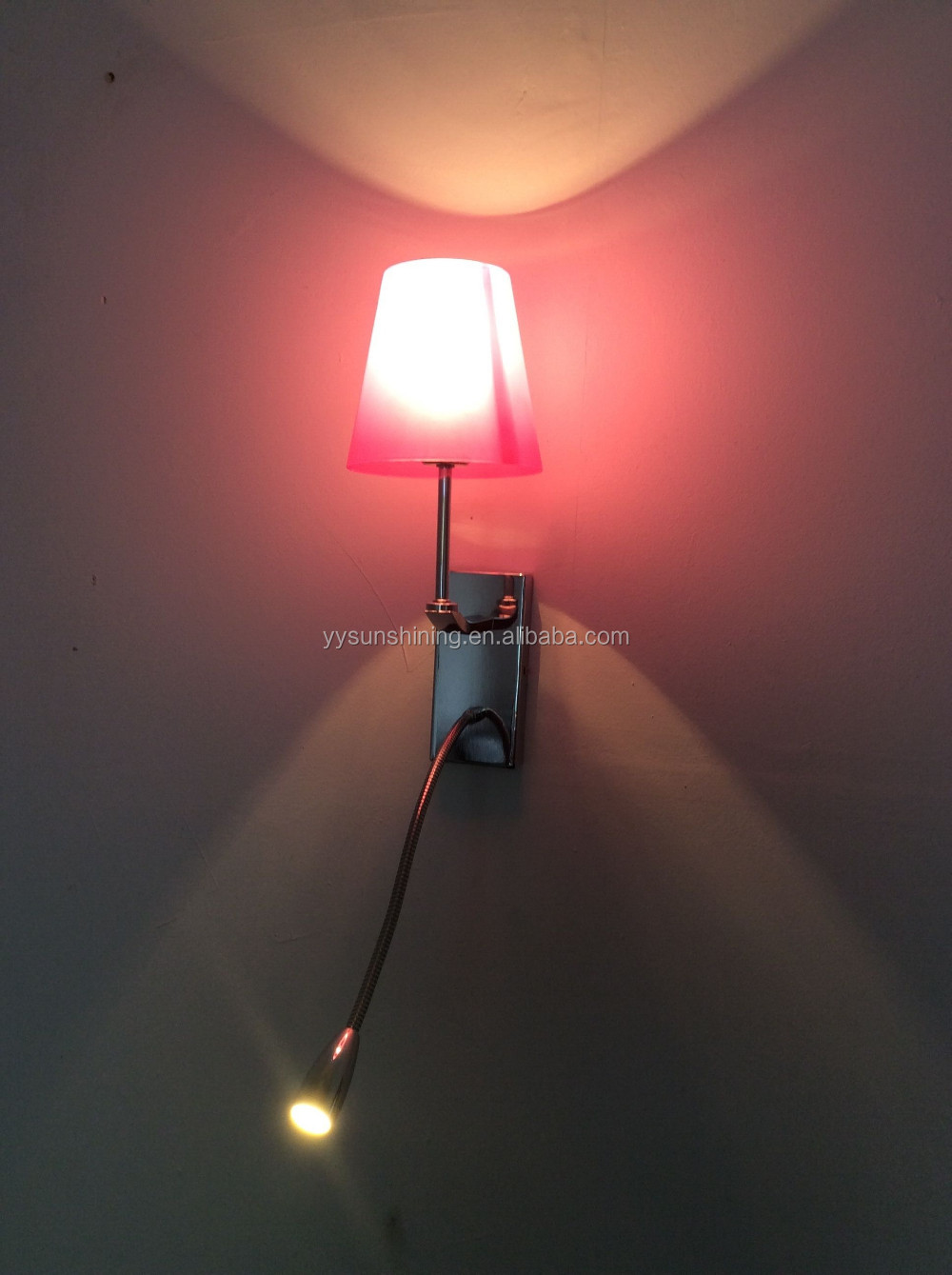 600lm Modern Flexible LED Bedhead Wall Lamp with PP Shade and Bedroom