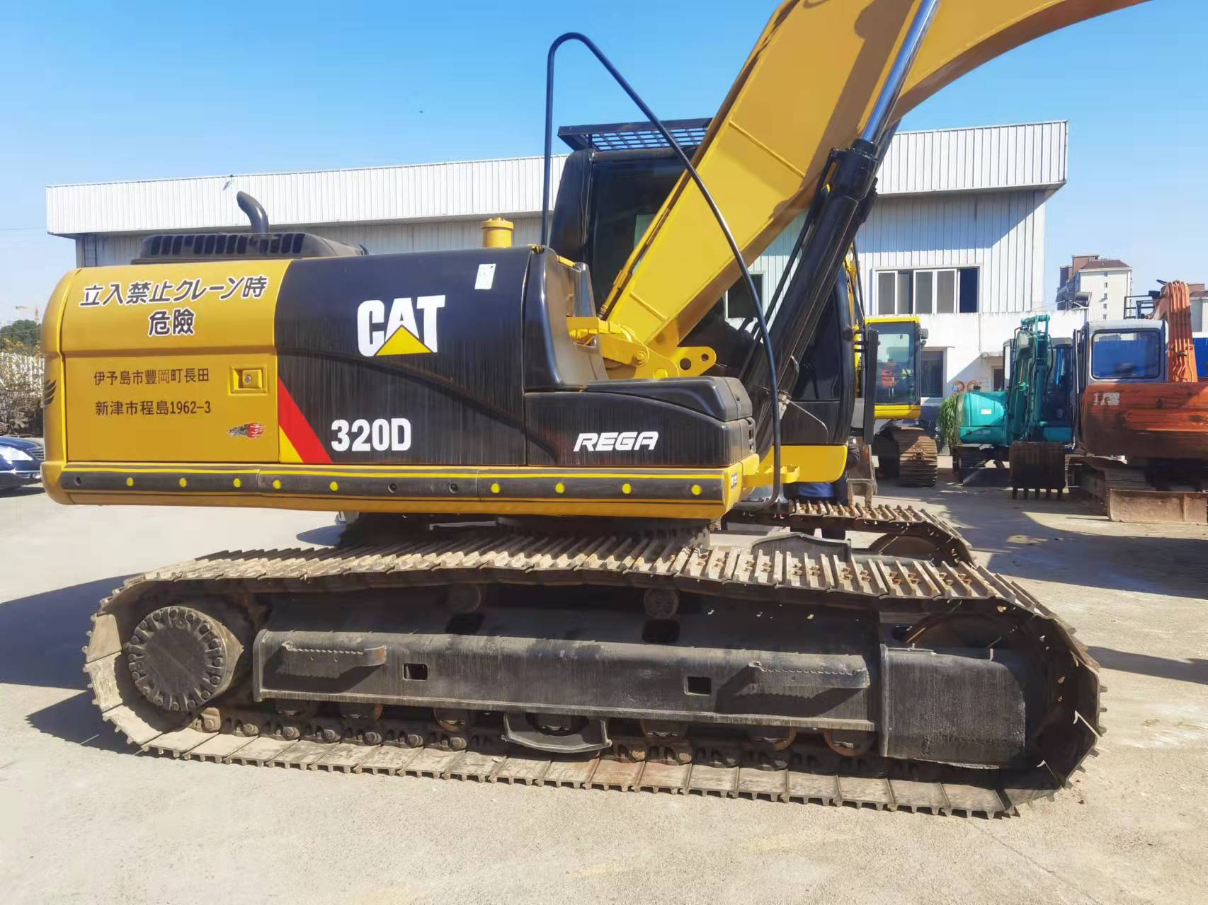 CAT Excavator 320D 1M Bucket Capacity 20T Operating Weight Low Working Hours