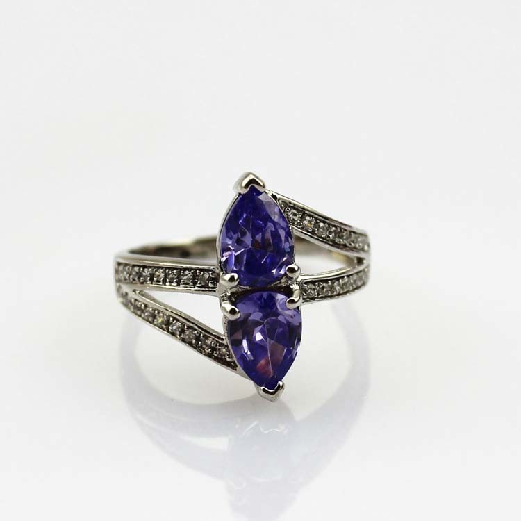 925 Silver 5mmx7mm Purple Cubic Zirconia Ring (JR042)