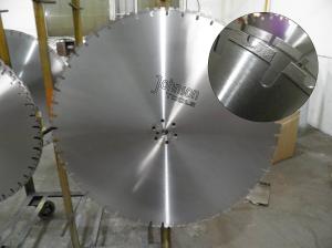 China 600-900mm Wall Saw Blades With 1&quot; Center Hole , Specific Bolt Hole Pattern factory