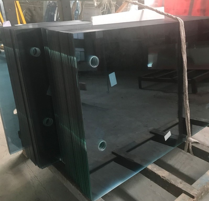 Grey Black Tempered Laminated Glass 4+4mm 8.76mm 442 Safety Glass Per Square Meter