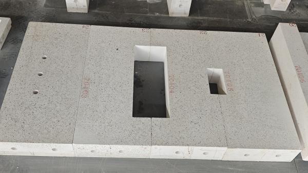 Fe2O3 Content ≤0.8% Sillimanite Bricks Mullite Heat Resistant Articles For