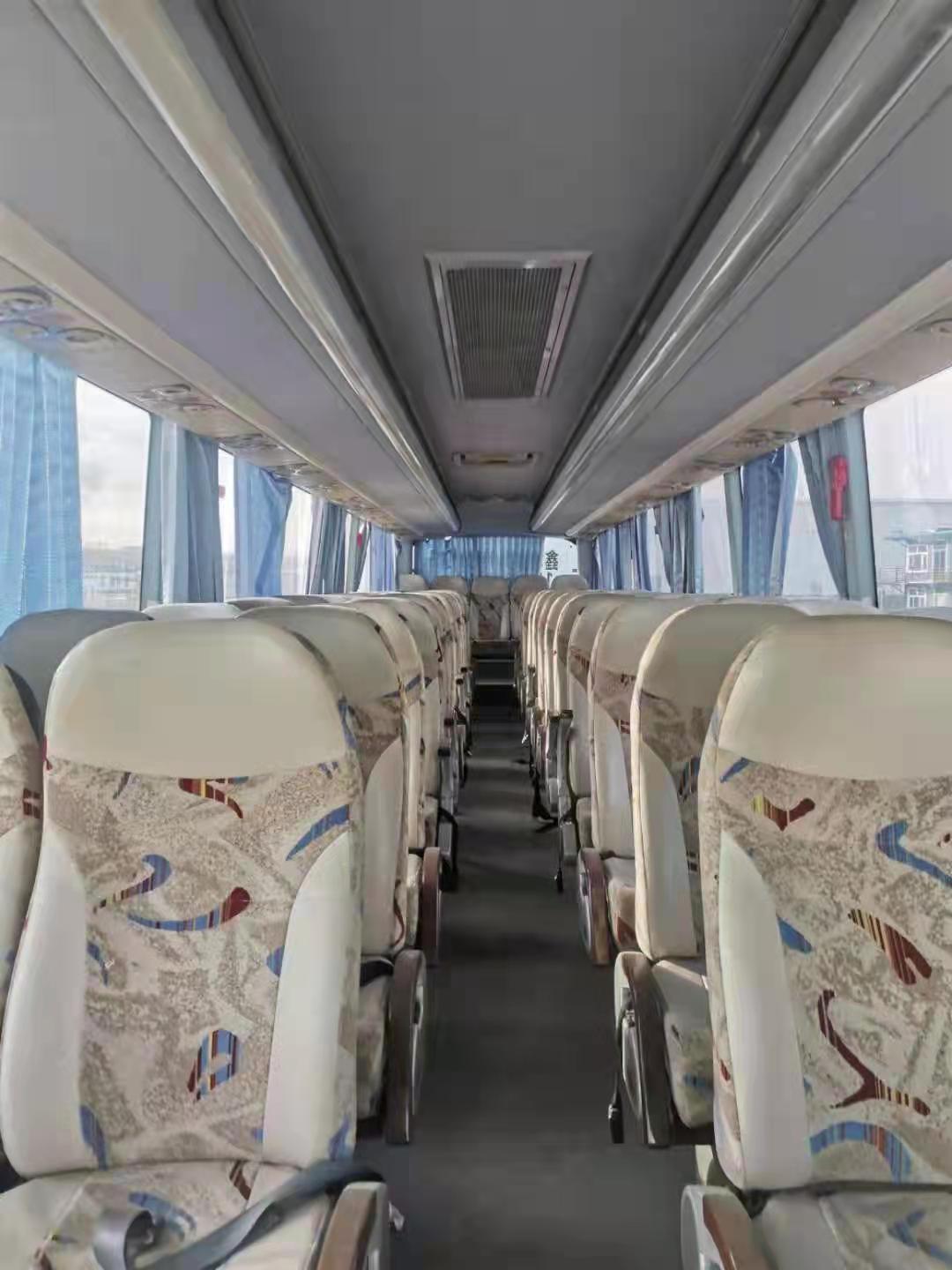 51 Seats Euro 2 Africa Used Coach Bus for Long Transportation in Manual Transmission
