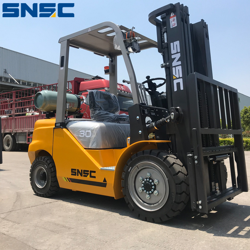 2.5ton 5000pound Lp Gas Forklift LPG Petrol Forklift with Nissan Engine