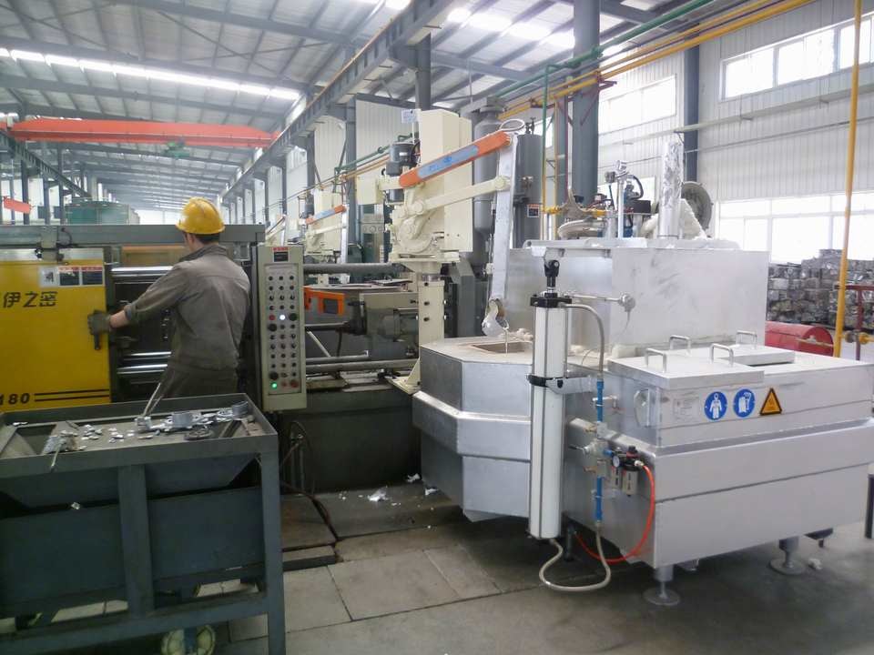 Melting Aluminum Crucible Furnace Small Electric Die Casting