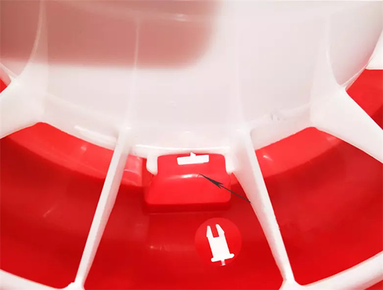 Chicken Water Plastic 1.5kg Poultry Feeder Drinker