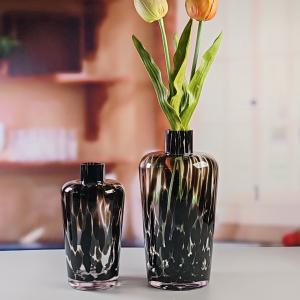 China Handmade Amber Glass Vase Modern Unique Vase for Table Centerpiece Decorative Flower Vases for Home Office Wedding(S size) factory