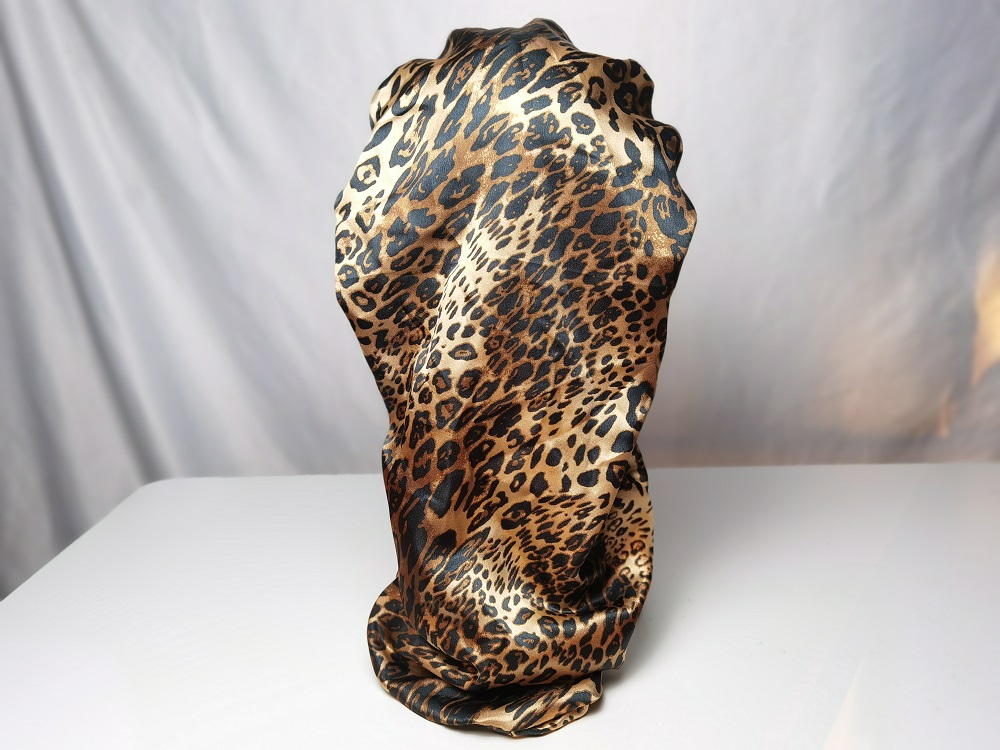 Hot Stamping Satin Hair Bonnet , 50cm Elastic Sleep Cap For Long Hair