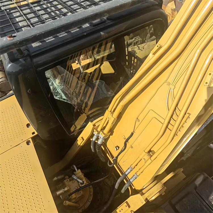 Original Hydraulic Pump Moving Type Crawler Chain Cat 320 Excavator with Breaker Hammer