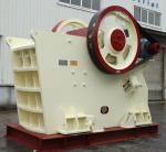 Mobile PE Series Jaw Crusher Machine For Ore Black Stone 160kw
