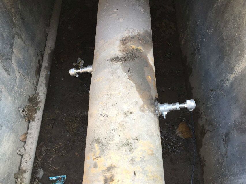 Fiberglass Pipe Ultrasonic Liquid Flow Meter Insertion Installation 4-20mA Pulse Output