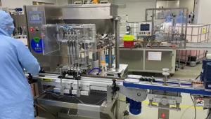 China Cosmetics Cream Lotion Automatic Bottle Filling Machine 2000BPH factory