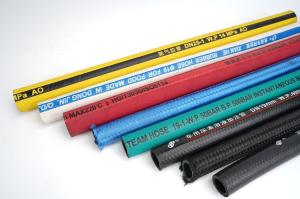 China Diesel Engines Urea Hoses Wear-Resistant 28mm OD Marine Diesel Exhaust Hose For factory