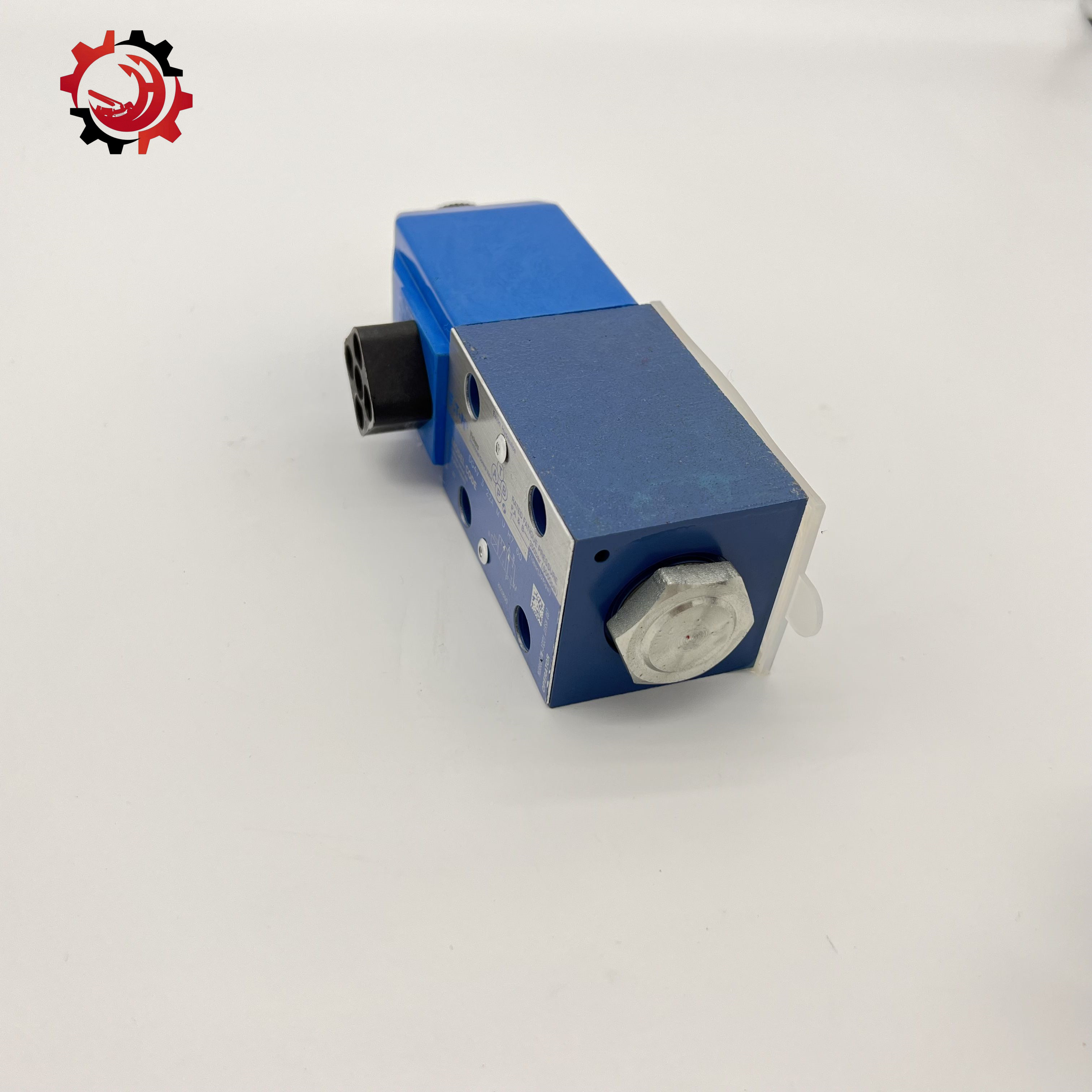 Hydraulic DG4V 3 22A M U H7 60 Concrete Pump Car Pump Parts Solenoid Directional Valve 24V for Eaton Vickers