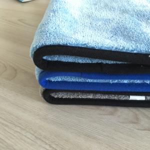 China Super Absorbency Blue Color Hand Towel Mixrofiber Coral Fleece Towel For Kitchen factory