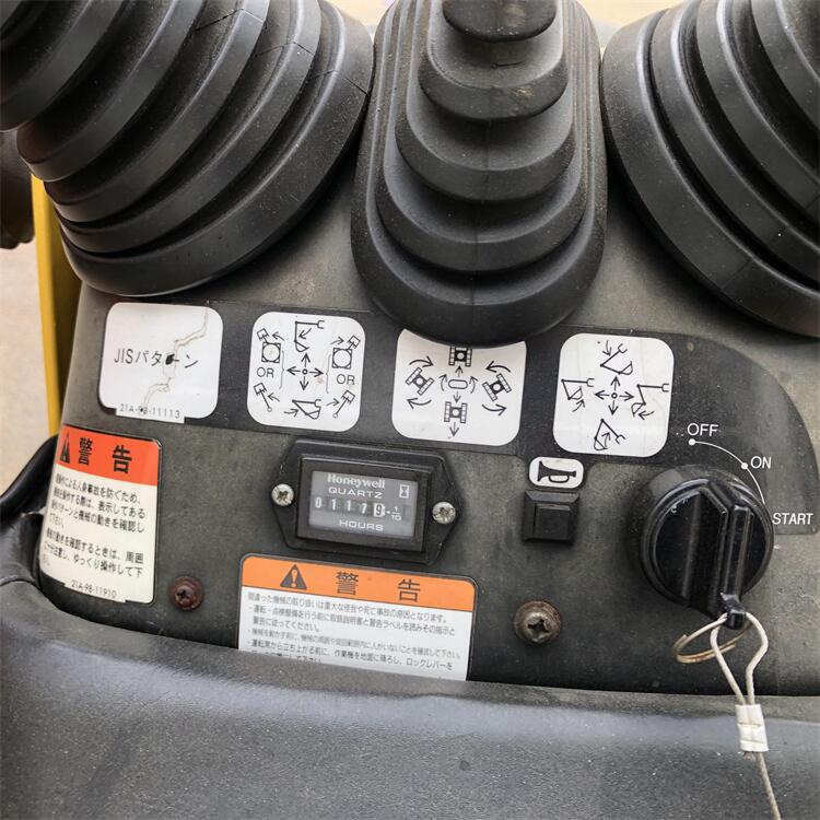 Good Condition Komatsu PC01 Mini Excavator Made in Japan with Original Hydraulic Valve