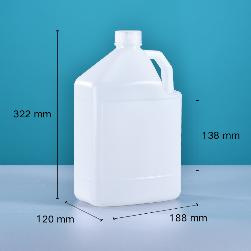 HDPE 1 Gallon Jerry Can Empty Wine Bottles Thicken Sloping Shoulders Plastic Barrel