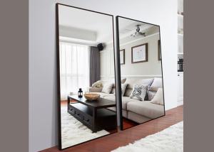 China Antioxidant Large Rectangle Silver Mirror No Copper / Lead For Cloth Shop factory