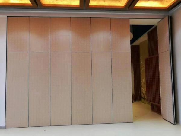 Interior Wood Melamine Surface Movable Folding Partition Walls , Wooden Room