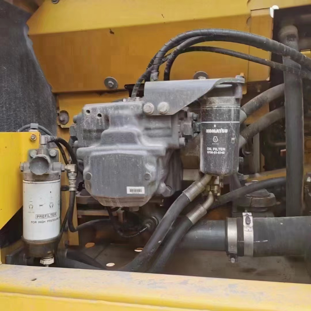 125KW Komatsu PC240 Excavator Used Japan Original PC240 Hydraulic Crawler Excavator