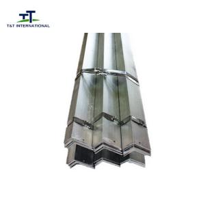 China Anti Corrosion Galvanized Steel Angle High Mechanical Strength Painted Surface factory