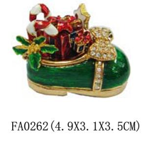 China Custom fancy Metal jewelry boxes for christmas factory