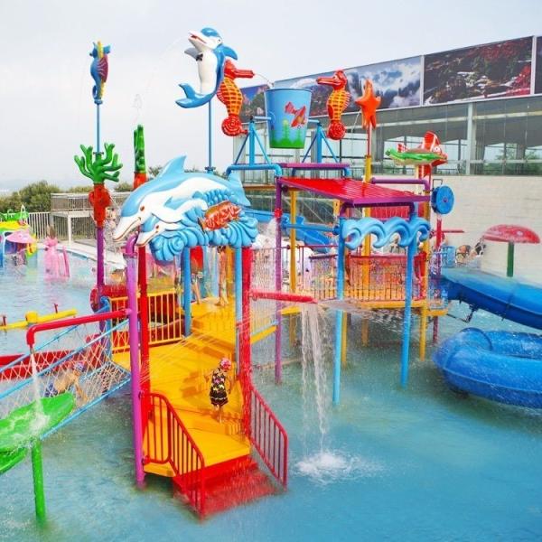 China Large Capacity Garden Splash Water Playground With Children Water Slide factory