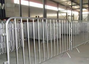 China hot dipped galvanized fence panel temporary crowd control barrier factory