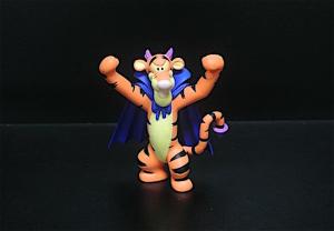 China 2 Inch Little Collectible Toys Orange Color With Tail Disney Brand factory