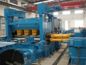 China Heavy Gauge Flying Cut To Length Line With Track Moving Shear factory