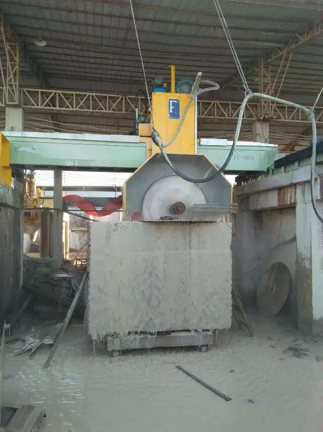 Granite Block Cutting Machine