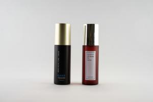 China Eco Friendly Custom Cosmetic Bottles With Hot Stamping Surface Treatment factory