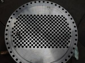 China UNS 6625 8825 Heat Exchanger Tube Sheet GR70 304L 316L Nickel Tube Sheet factory