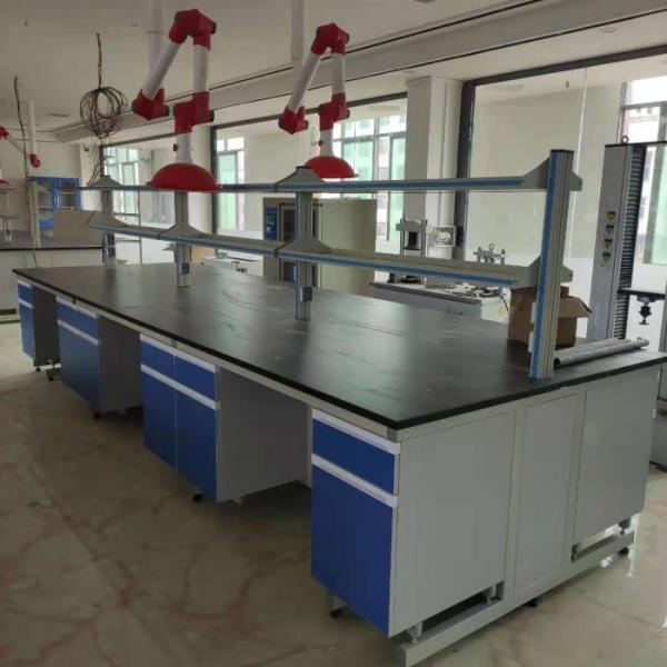 Excellent Customer Service for Your Satisfaction Guaranteed fromTop Chemical