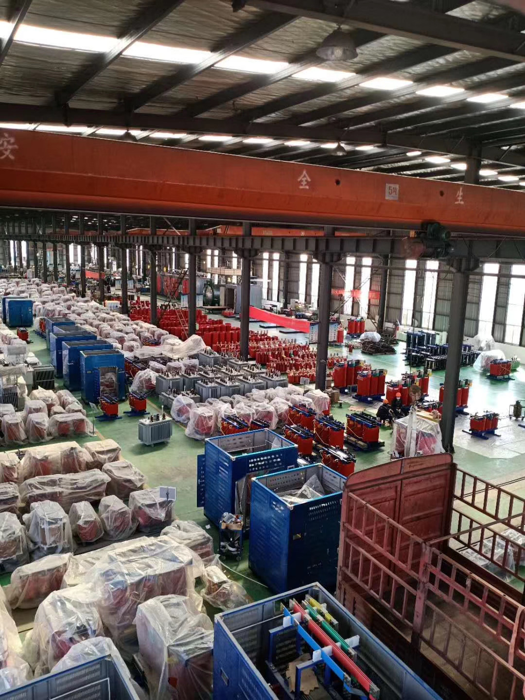 Case Resin Dry Type Transformer Red Color Power Distribution Transformer