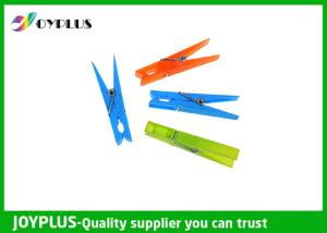 China Lovely Plastic Clothes Pegs Cloth Hanging Clips With Strong Spring Easy Operation factory