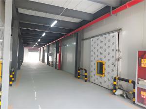 China Polyurethane Insulated Freezer Cold Room Fruit Cold Storage Refrigeration Equipment factory