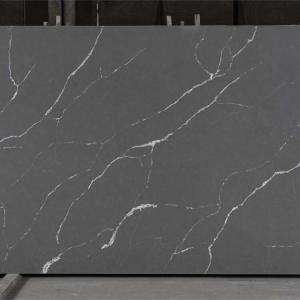 China 20mm Thick Calacatta Quartz Stone Slab Customized Size Polished Quartz Stones factory