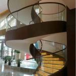 American Oak Treads Curved Tempered Glass For Indoor Wood Arc Stairs