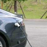 7kW Commercial EV Charger 32A 60Hz Mobile Electric Car Charger In Public Parking